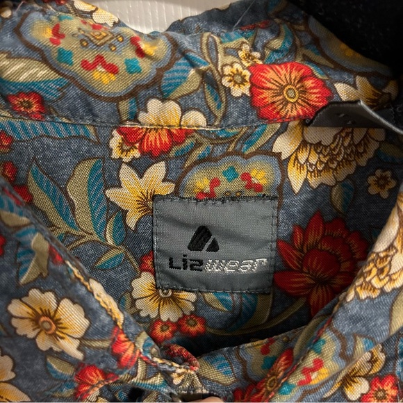 Vintage LizWear by Liz Claiborne Button Up Shirt - Picture 2 of 10